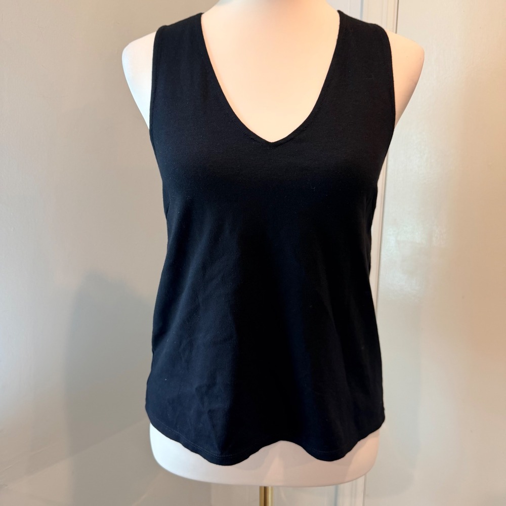 Eri + Ali Black V-Neck Layered Hem Tank Top Essential Versatile Layer | XS
